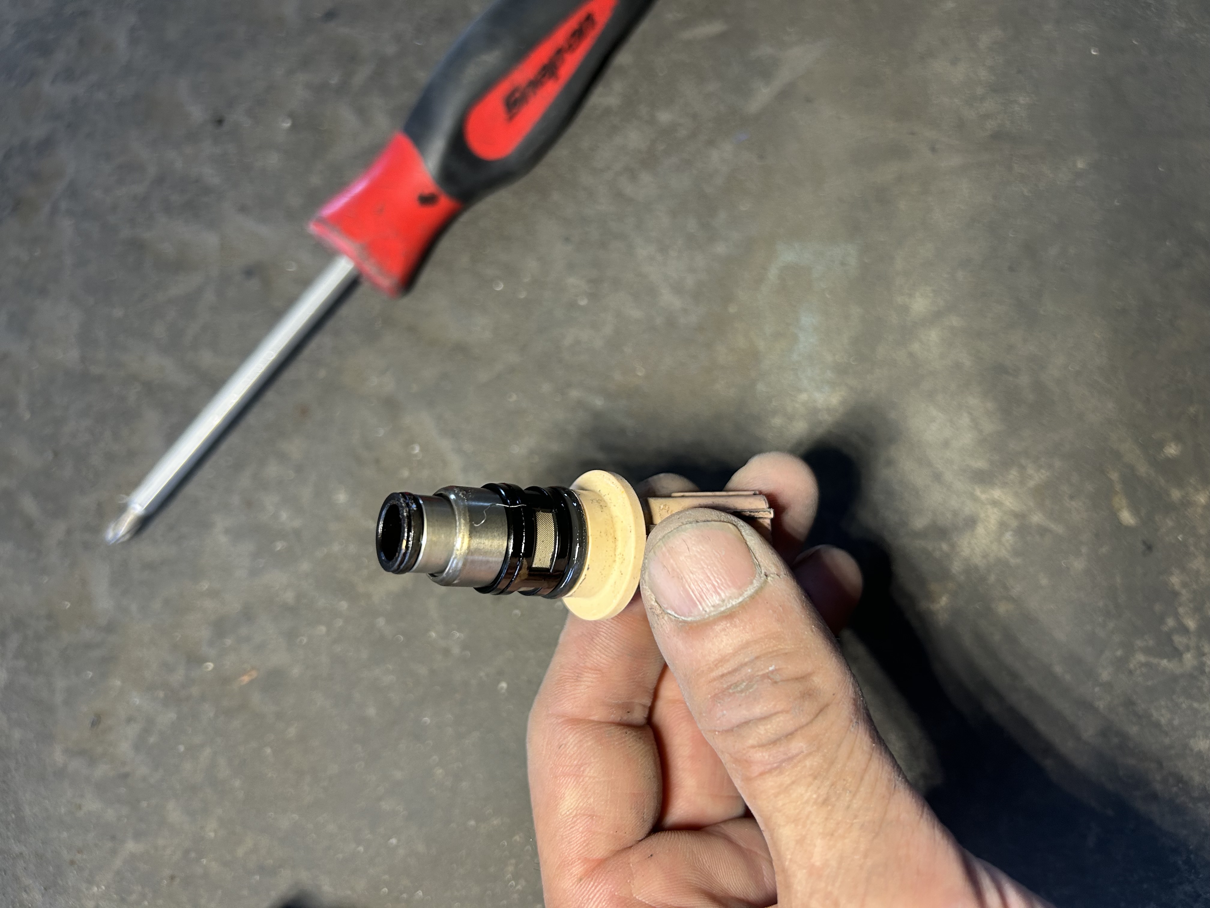 Out of the manifold: the suspect injector on the bench