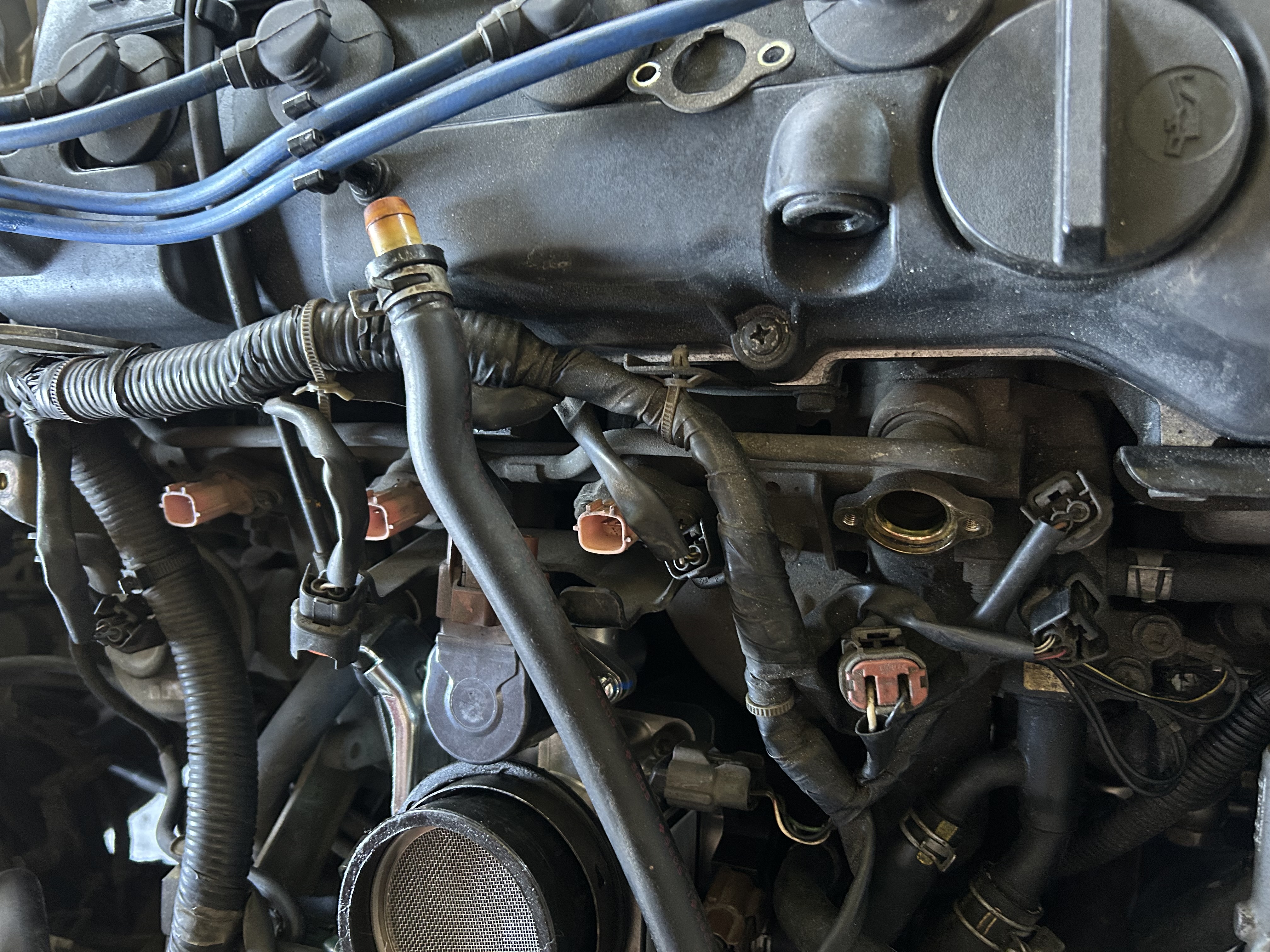 Pulling the fuel rail and injectors for bench testing
