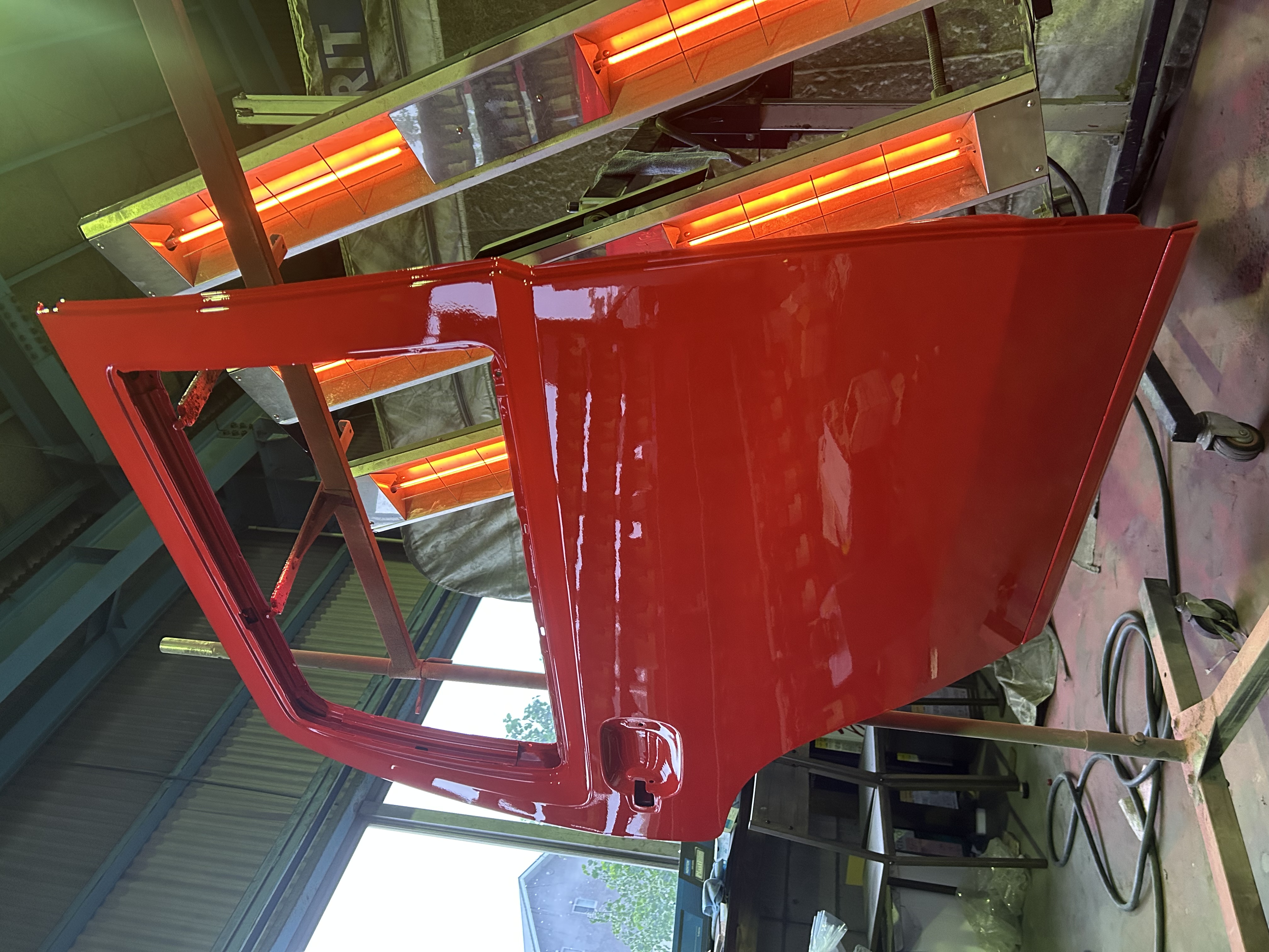 Separately painted Nissan Rasheen door exterior