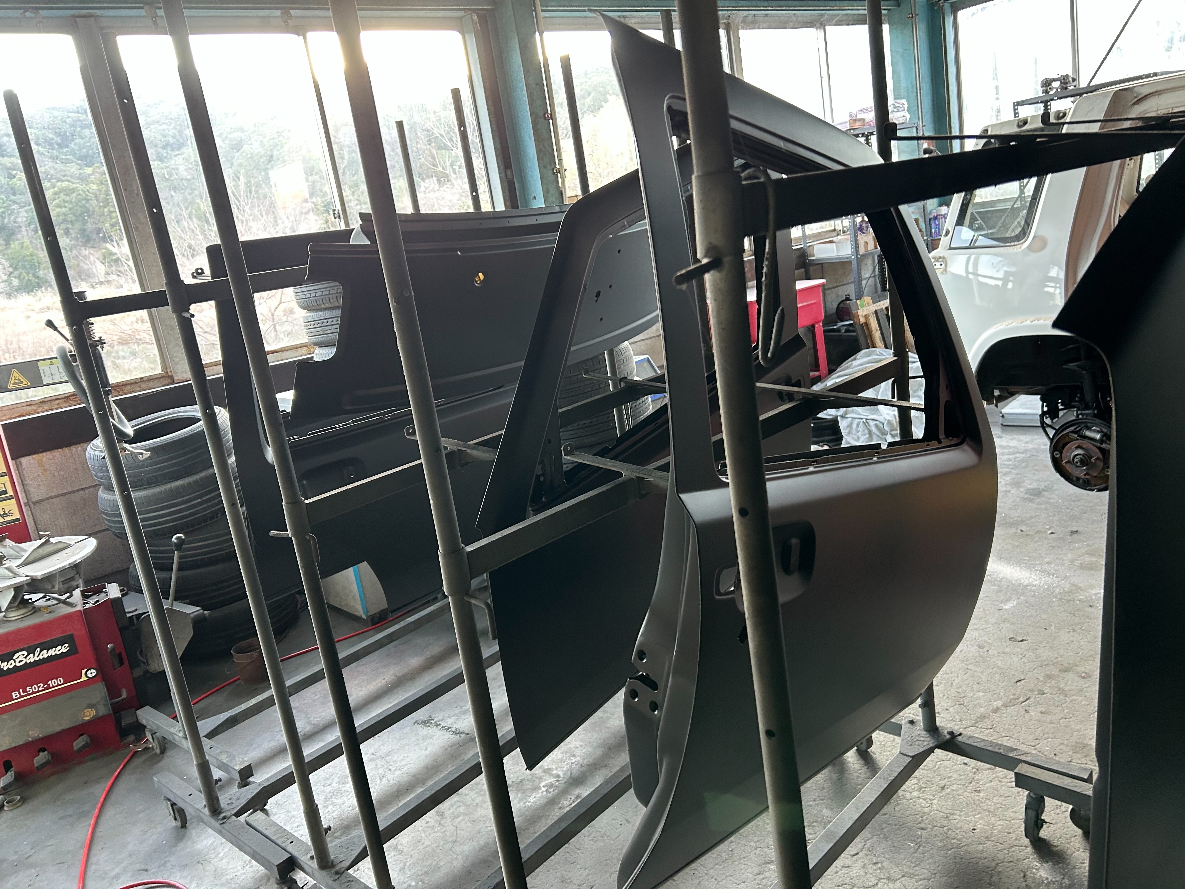 Body and Paint Work on a Custom Nissan Rasheen: Why Preparation Matters